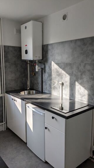  Appartement à louer 1 pièce 26 m²