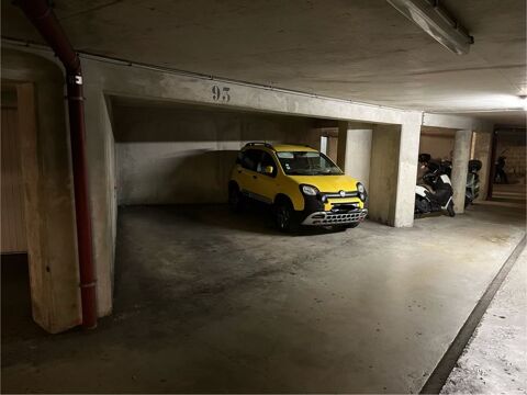  Parking / Garage  louer 30 m