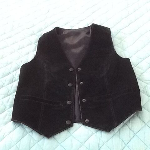 GILET NOIR CROUTE DE PORC 5 Saint-Etienne (42)