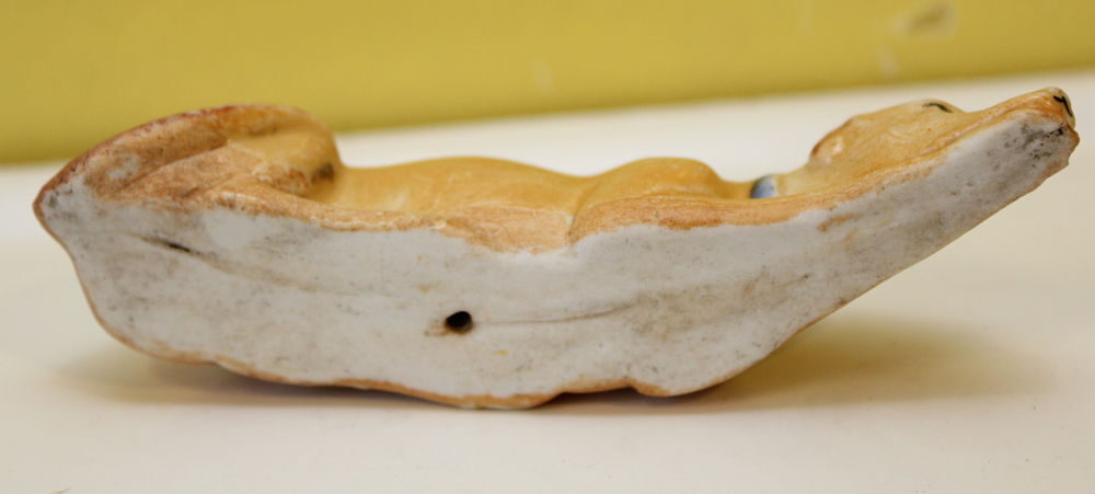 porcelaine biscuit peint &agrave; la main L&eacute;vrier Art Deco 