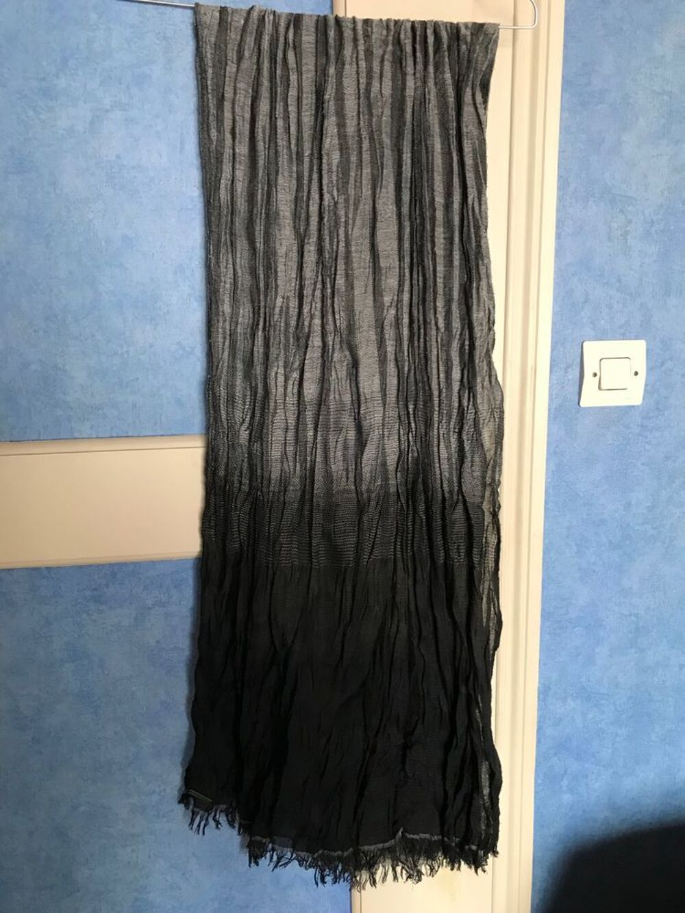 Foulard Homme gris/noir Vêtements