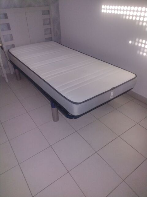 lit une personne 80 Saint-Nazaire (66)