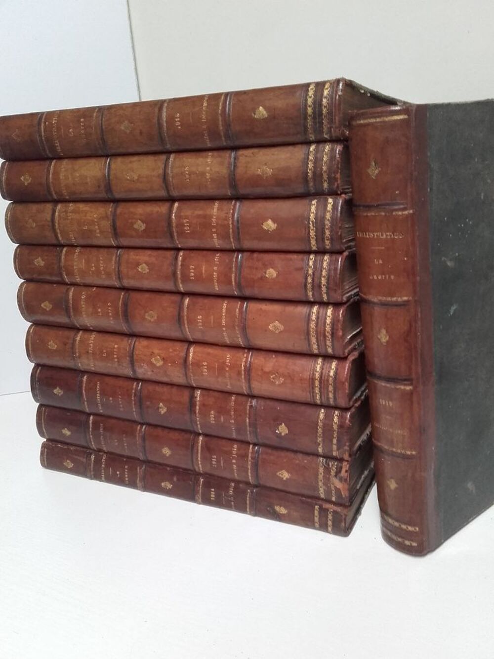 10 volumes relies l'illustration guerre 14-18 
