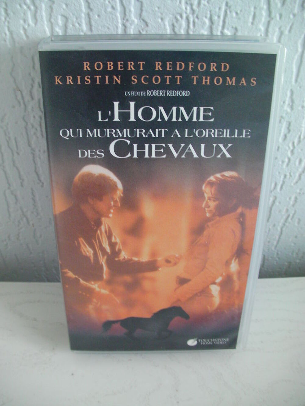 K7 VHS film "L'HOMME QUI MURMURAIT A L'OREILLE DES CHEVAUX" DVD et blu-ray