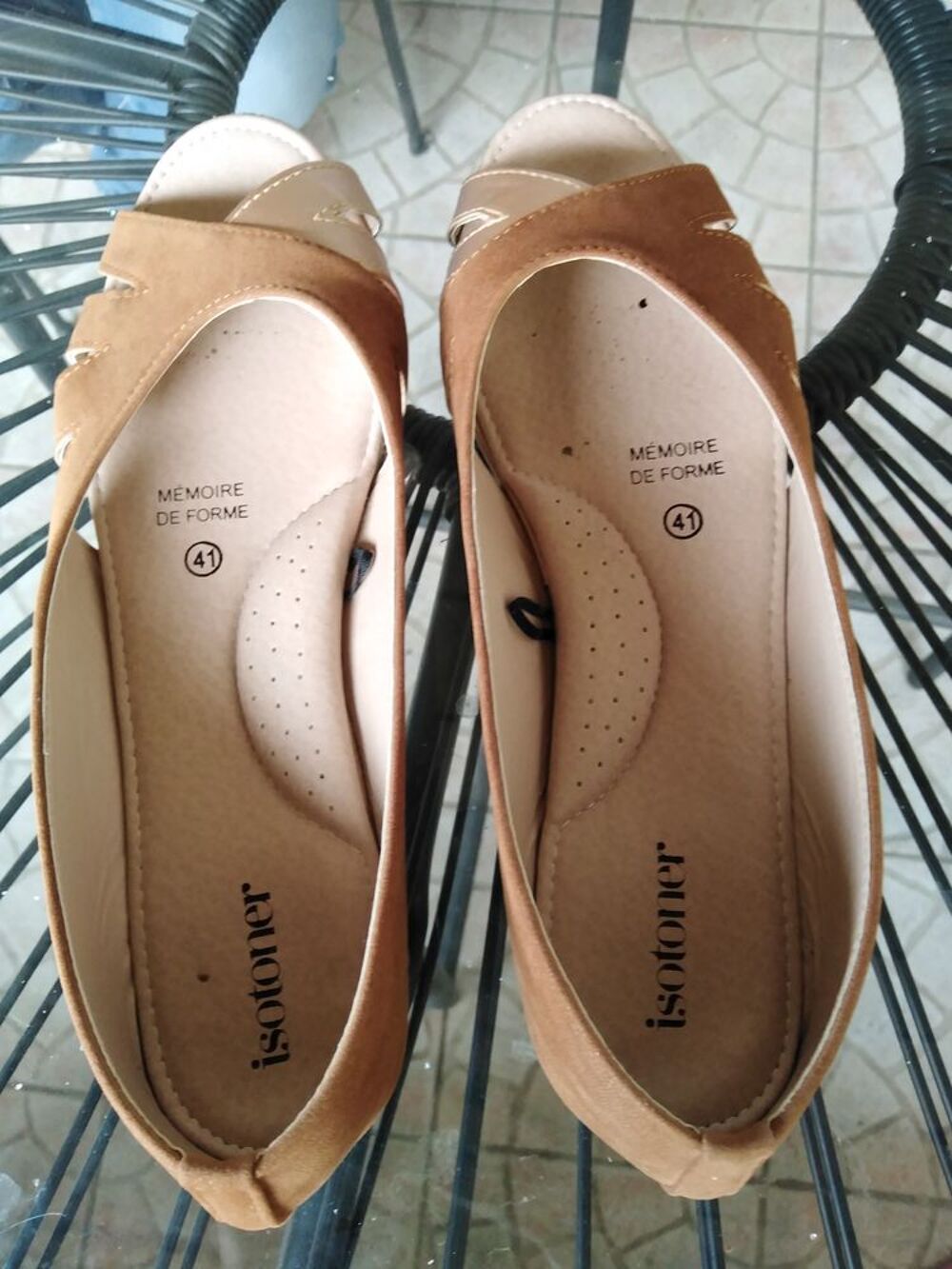 Isotoner a m&eacute;moire de forme Chaussures