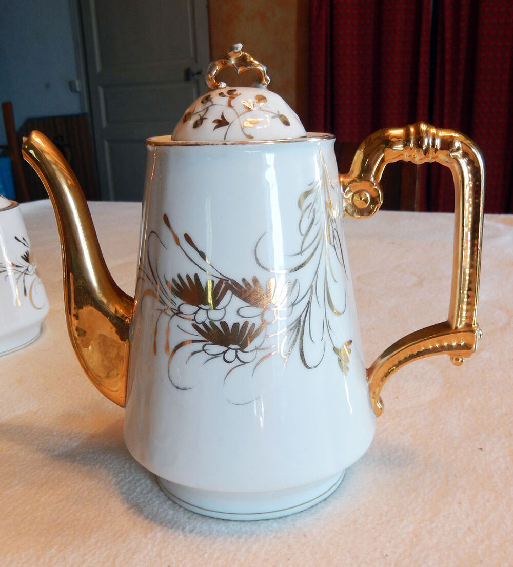 Service &agrave; caf&eacute; porcelaine ancien (N&deg; 2) Cuisine