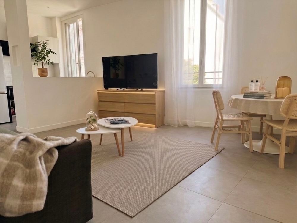 Location Appartement 45 m² meublé vue mer | Refait à neuf | Parking privé ouvert Beaulieu-sur-mer