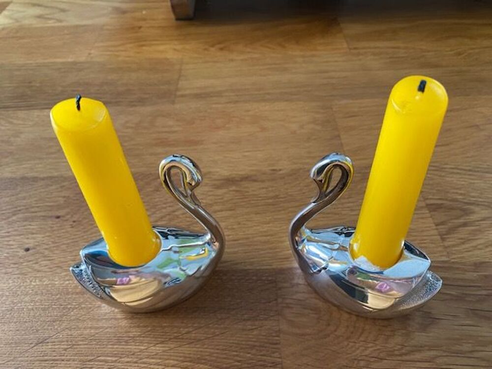 2 Bougeoirs cygne en plaqu&eacute; argent D�coration