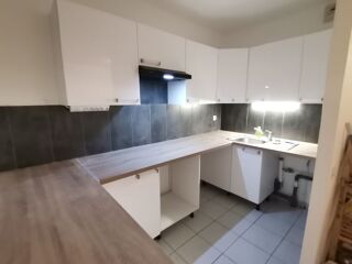  Appartement à louer 2 pièces 37 m²