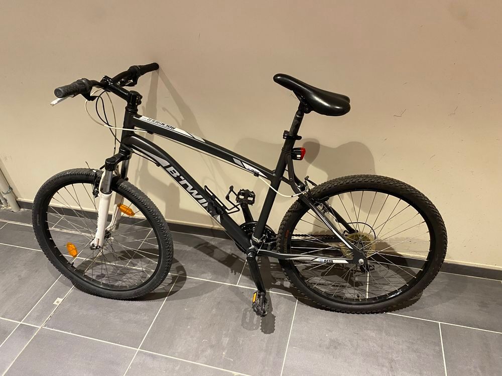 VTT Noir BITWIN Rockrider Vlos