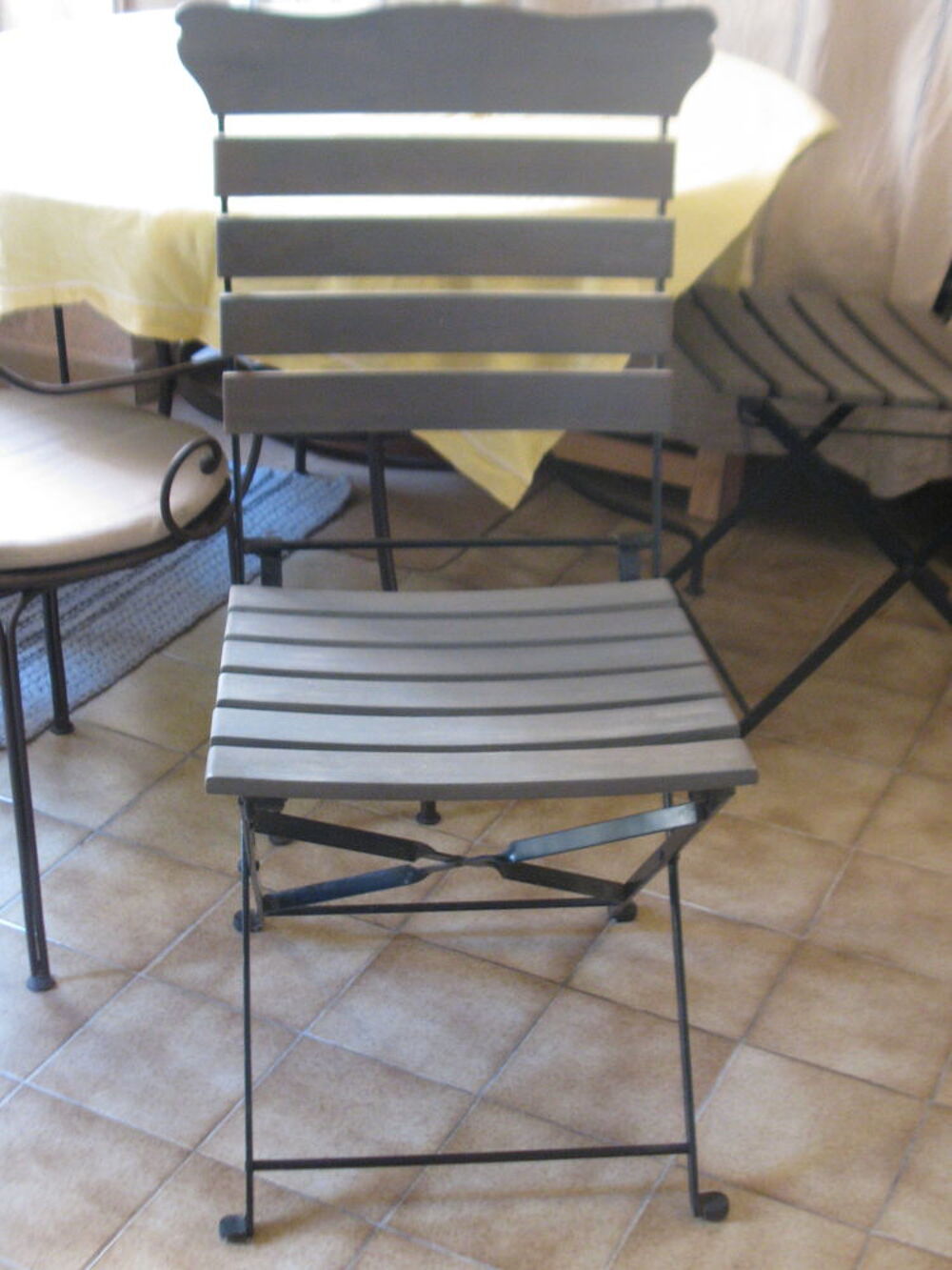 Table et fauteuils de jardin FERMOB Meubles