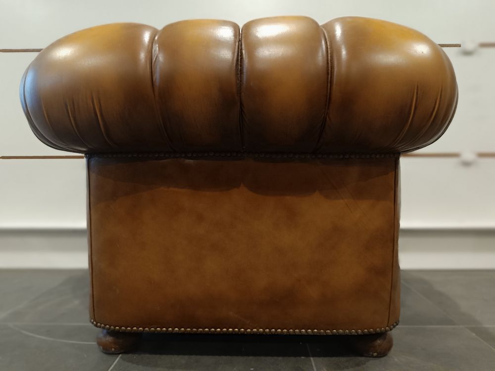V&eacute;ritable fauteuil chesterfield 1 place en cuir Meubles