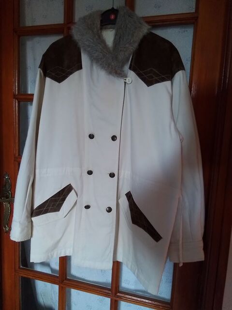 Tr�s beau manteau doubl� 35 Louvres (95)