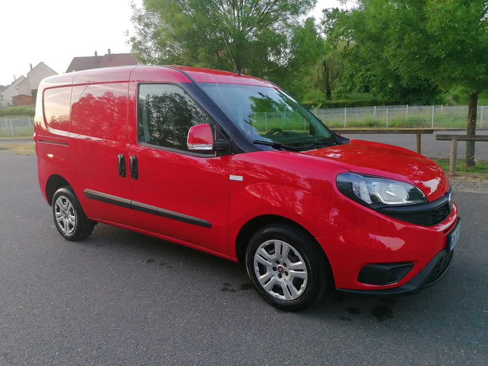 Doblo DOBLO CARGO CA MAXI 1.6 MULTIJET 105 E6 PACK PROFESSIONAL 2023 occasion 71710 Marmagne