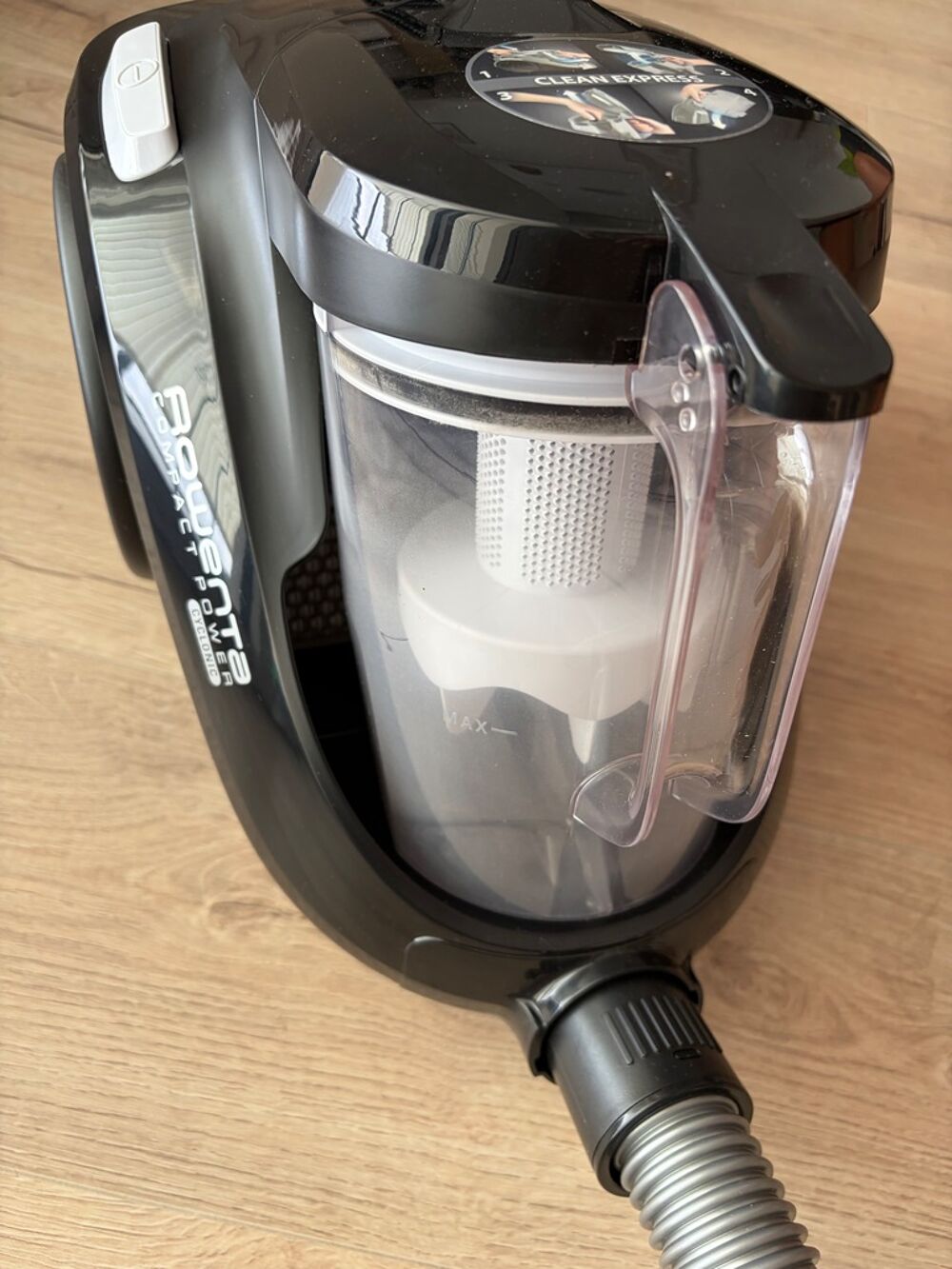 Aspirateur sans sac Rowenta Compact Power Cyclonic Electroménager