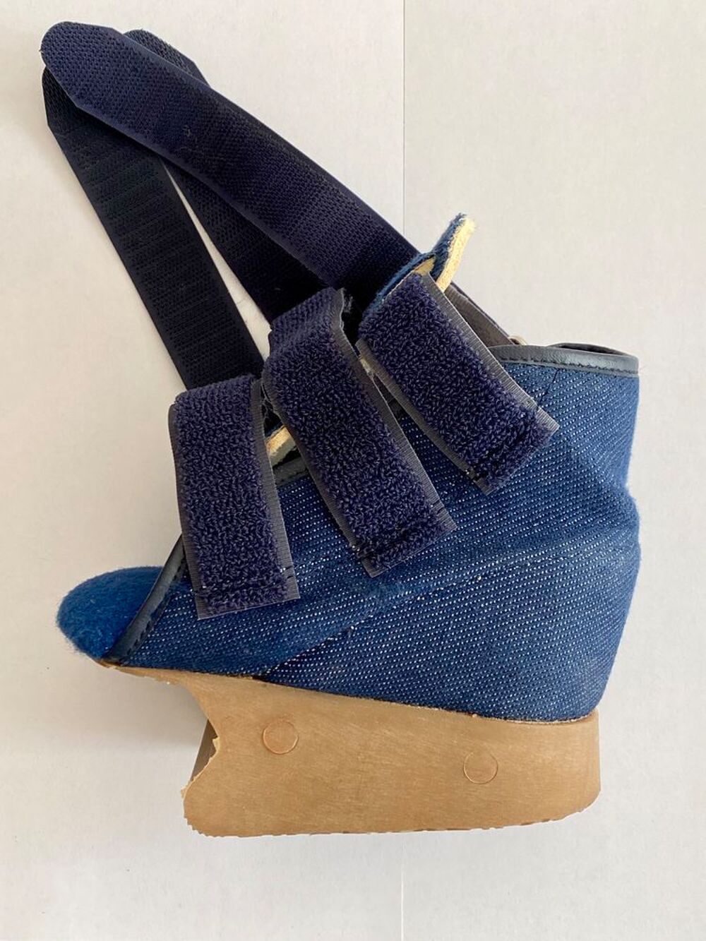 Chaussure postop&eacute;ratoire Barouk courte pour pied droit ou ga Chaussures