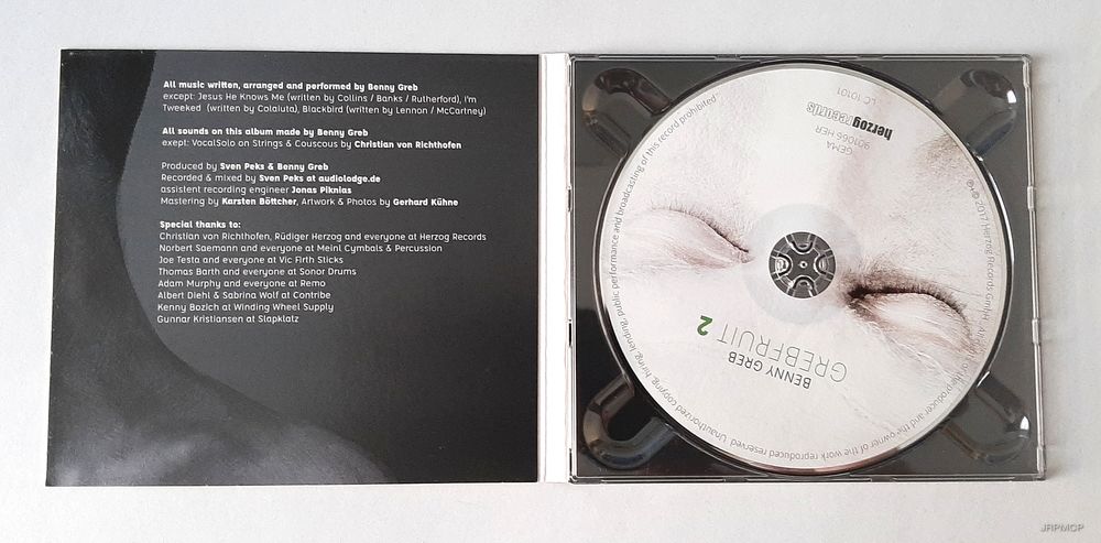 Benny Grebb ? Grebfruit 2 ? 1xCD en parfait &eacute;tat comme neuf. CD et vinyles