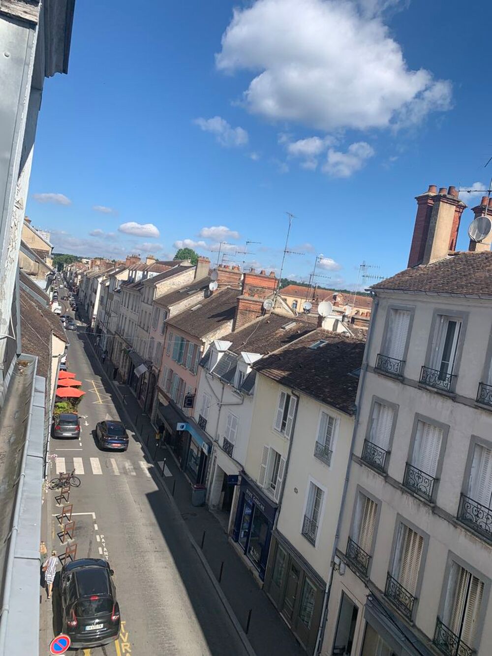 Location Autre Centre ville fontainebleau rue de Francecave 10m2   Prix 80€ Fontainebleau