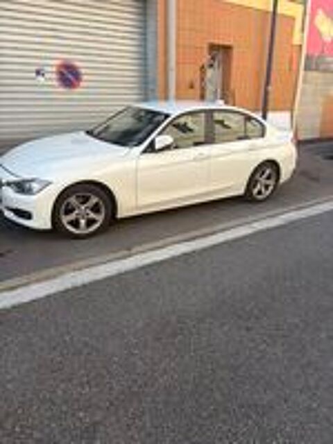 S&eacute;rie 3 318d 143 ch 118 g Business 2014 occasion 31780 Castelginest