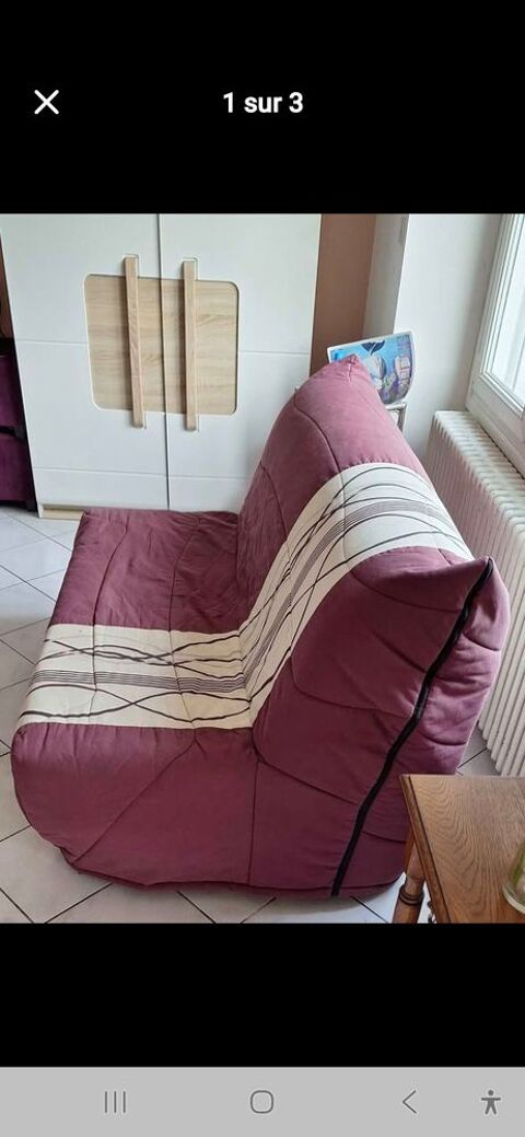 Clic-clac 2 places . Largeur 1m42. bon �tat 150 La Ch�taigneraie (85)