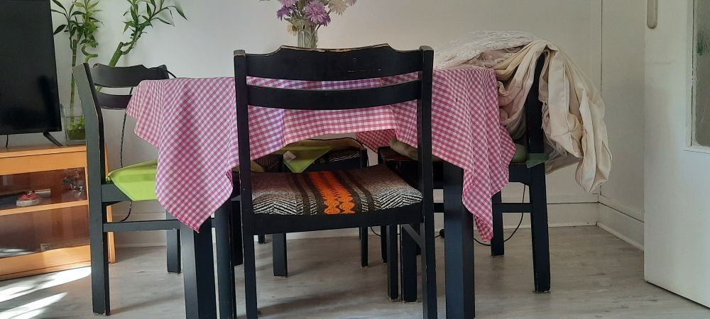 table et chaise Meubles