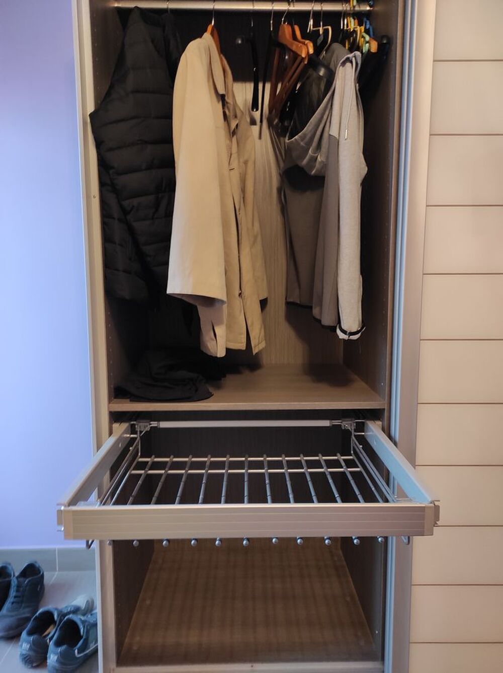 ARMOIRE DRESSING Meubles