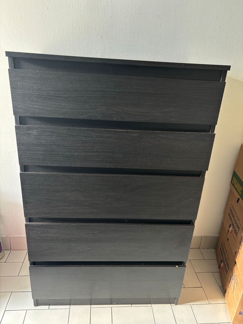 Commode 5 tiroirs - Tr&egrave;s bon &eacute;tat, sans rayures Meubles