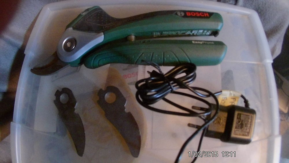 S&eacute;cateur BOSCH EASY PRUNE Jardin