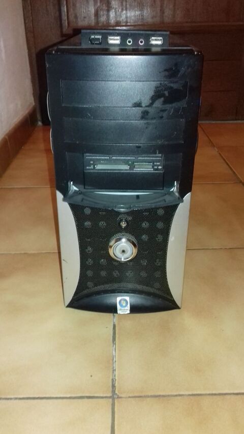 Ordinateur XX dual Core 2Ghz
50 Sept�mes-les-Vallons (13)