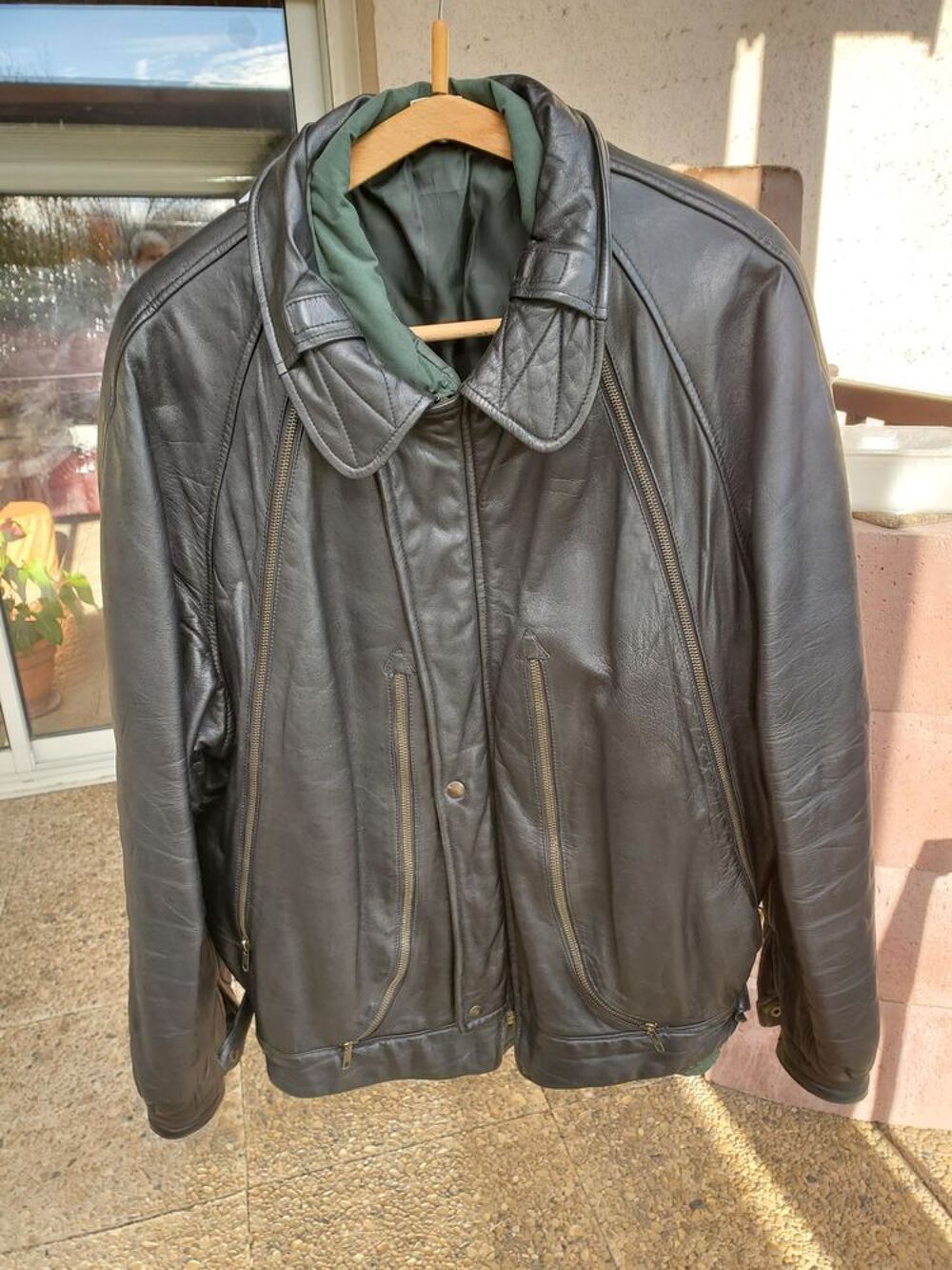 BLOUSON EN CUIR AVEC GILET Vêtements