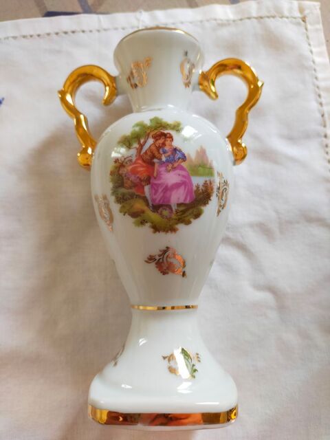 p'tit vase / Soliflore blanc de porcelaine de limoges Dor a 14 Savigny-sur-Orge (91)