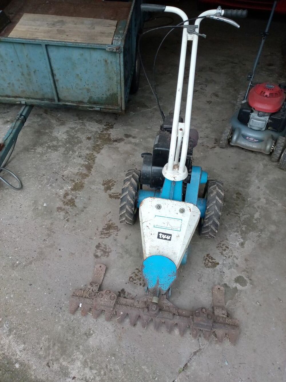 Moto faucheuse Jardin