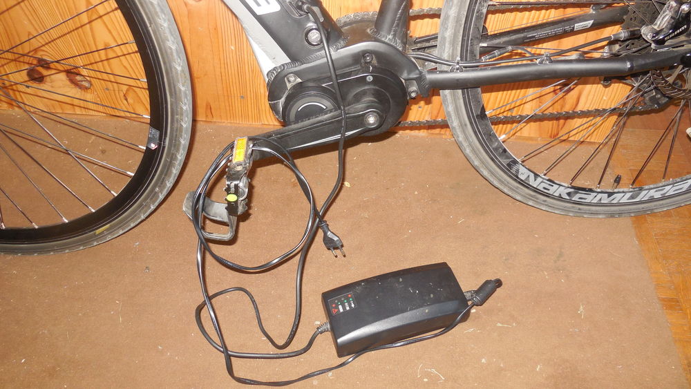 V&eacute;lo-Route-electrique 
Vélos