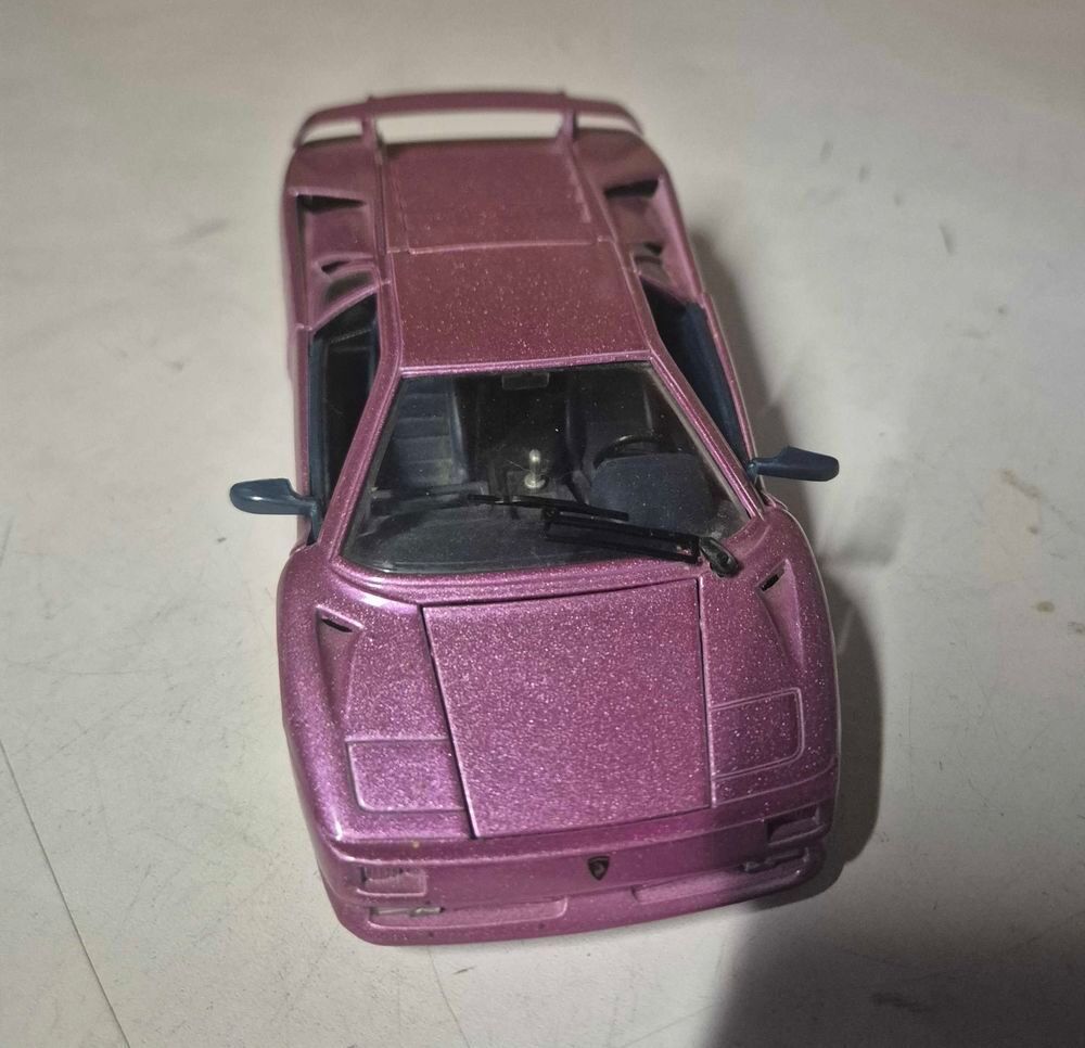 Voiture Miniature Maisto Lamborghini Diablo SE 30 Violette 1/24 metal collection 