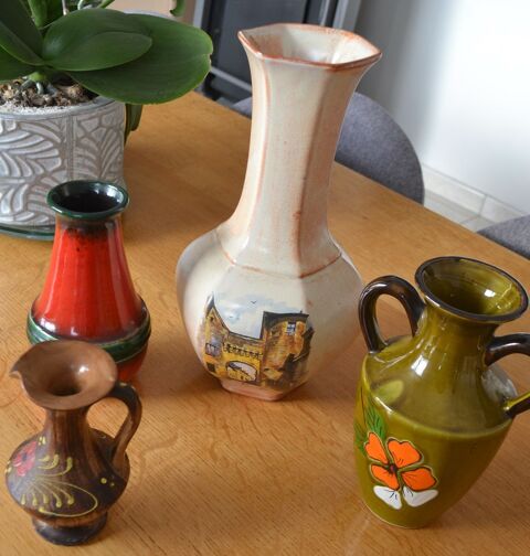 Lot de 4 vases 15 Moyon (50)