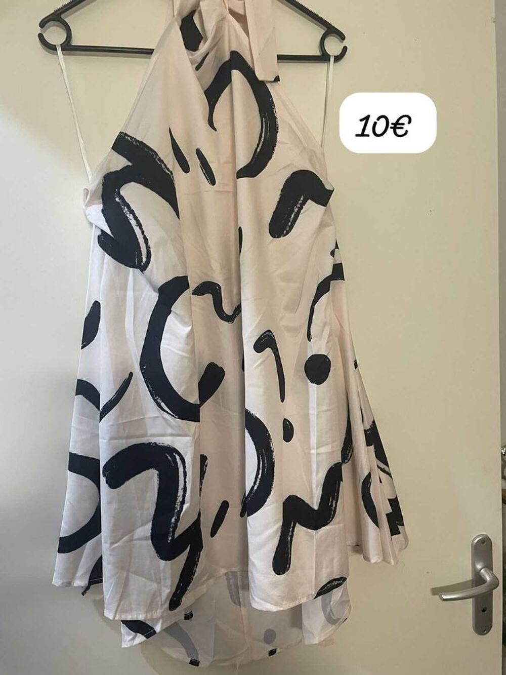 robes diverses quasi neuf pour changement de taille
Vêtements
