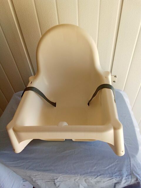 Chaise de table bébé IKEA 20 Saint-Léonard (76)