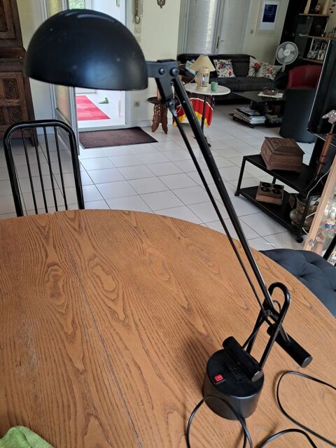 Lampe de bureau � balancier STILPLAST
80 Cournonterral (34)