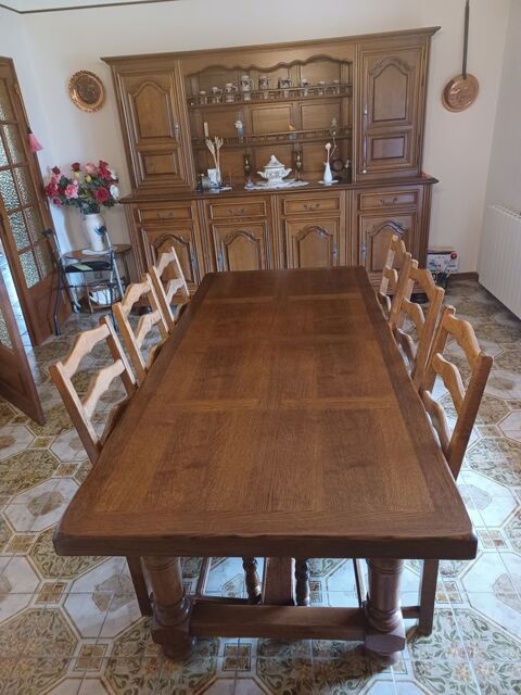 Table chaine macif avec 6 chaises bois/assise paille 
buffet 2000 Castelmaurou (31)