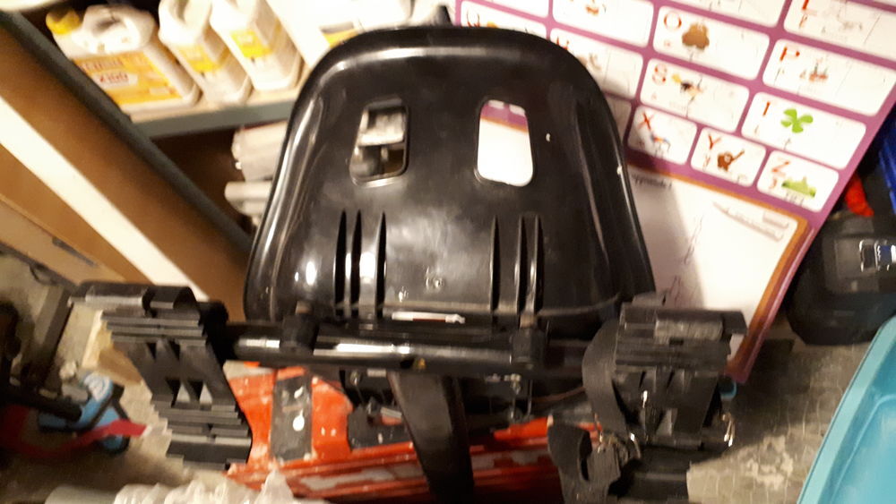 Hoverkart r&eacute;glable 
Avec sangle pour Hoverkart Sports