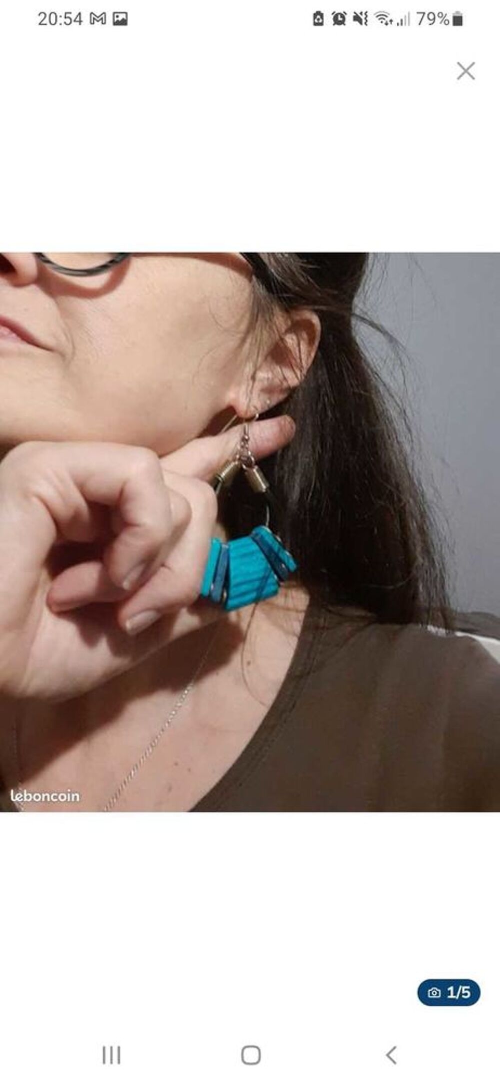 boucles d'oreilles pierre bleue Bijoux et montres