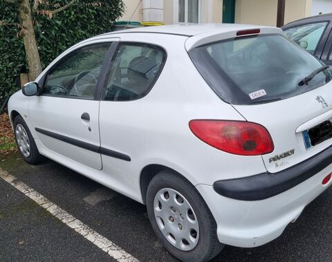 Peugeot 206 AFFAIRE 1.4 HDI PACK CD CLIM 2006 occasion Brie-Comte-Robert 77170