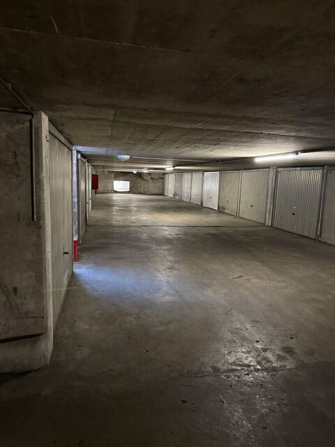  Parking / Garage � louer 13 m�