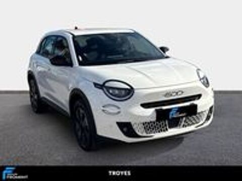 Fiat 600 T-Gen 3 1.2 Hybrid 145ch eDCT6 Pop 2025 occasion 10600 La Chapelle-Saint-Luc