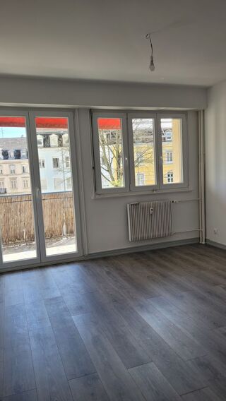  Appartement � vendre 4 pi�ces 99 m�