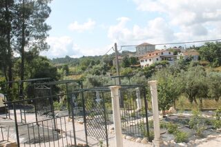  Maison � vendre 8 pi�ces 270 m� Sert�