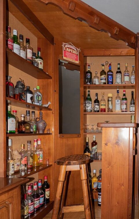 Bar d'angle  150 Clamart (92)