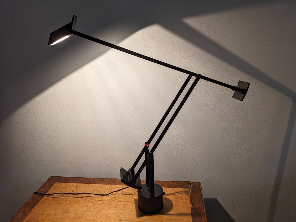 lampe de bureau d'architechte TIZIO design Richard SAPPER po Décoration