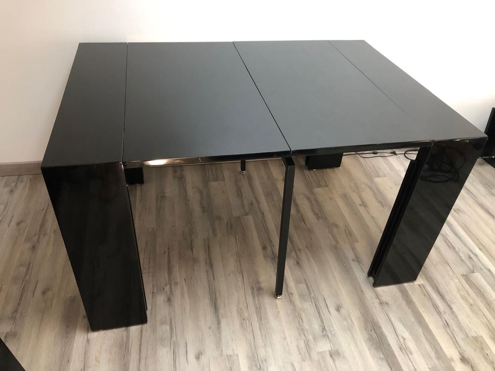Console extensible IKEA noire laqu&eacute;e €" Table jusqu'&agrave; 195 cm Meubles