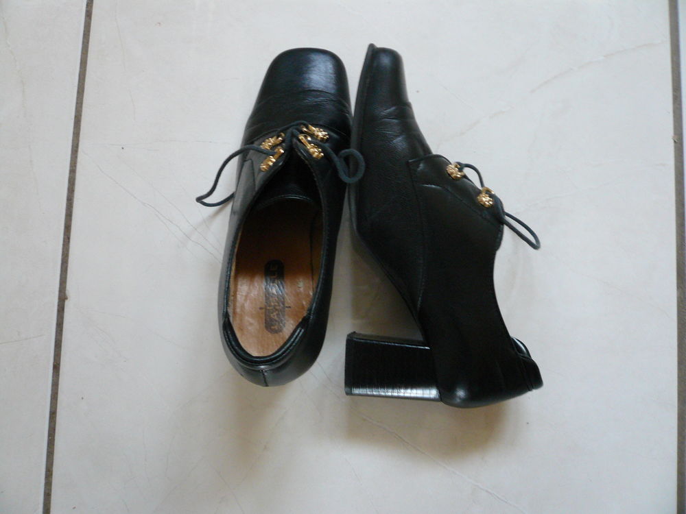 Chaussures noires en cuir T 37 Maroquinerie